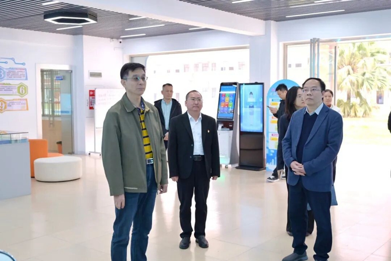 【工程簡訊】自治區(qū)就業(yè)促進和勞動保護領導小組蒞臨我校調研指導就